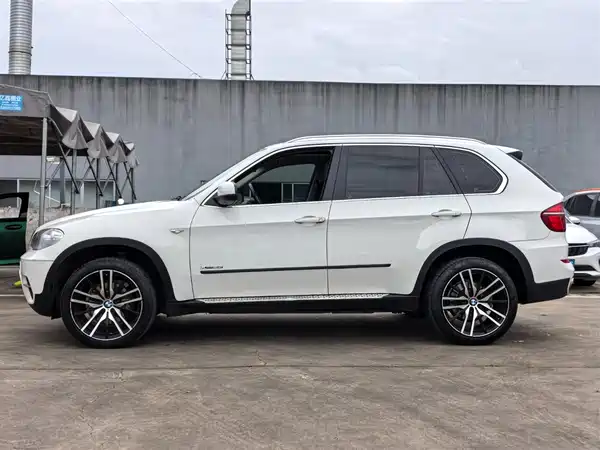 BMW X5 2011
