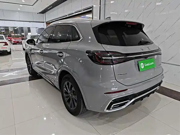 Hongqi HS5 2023