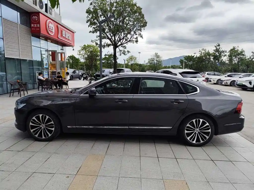 Volvo S90 2024 — фото 3