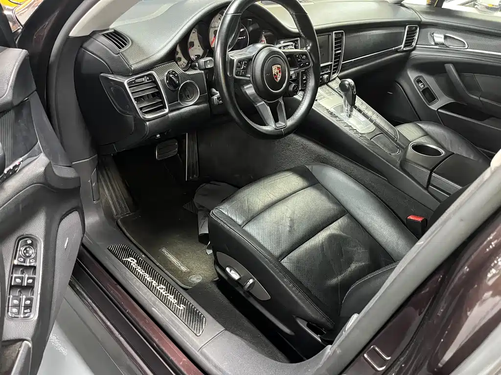 Porsche Panamera 2012