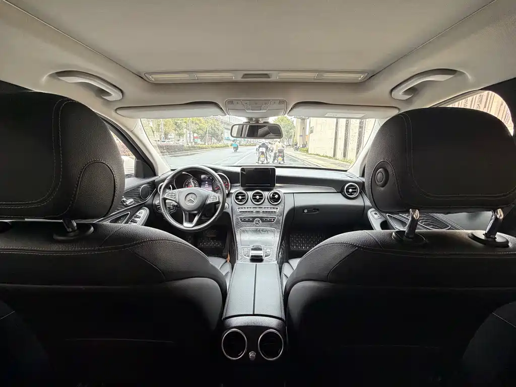 Mercedes-Benz C-Class 2017 — фото 14