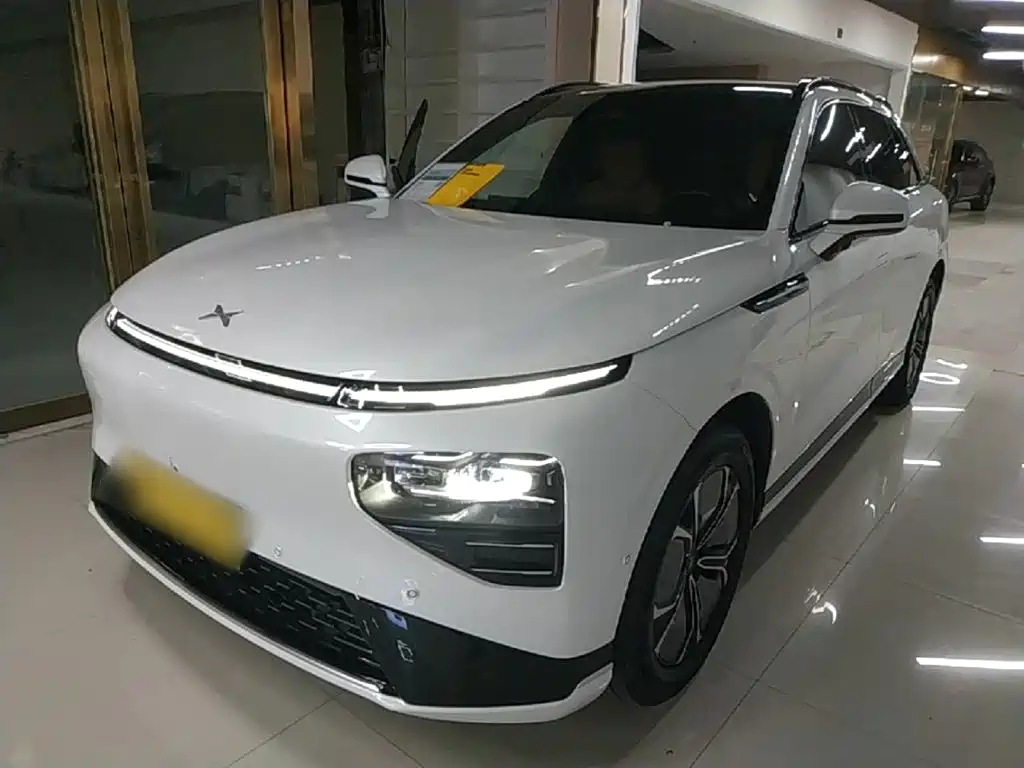 XPeng G9 2023 — фото 1