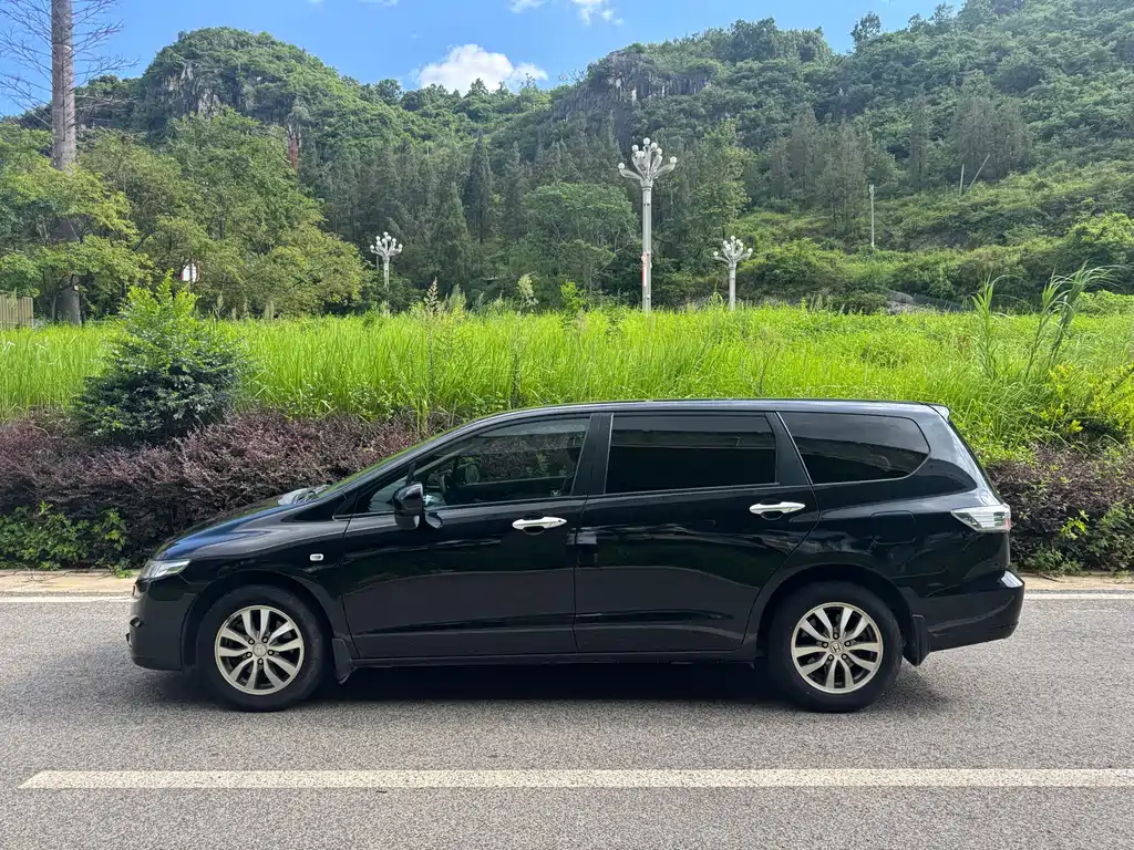 Honda Odyssey 2015 — фото 3