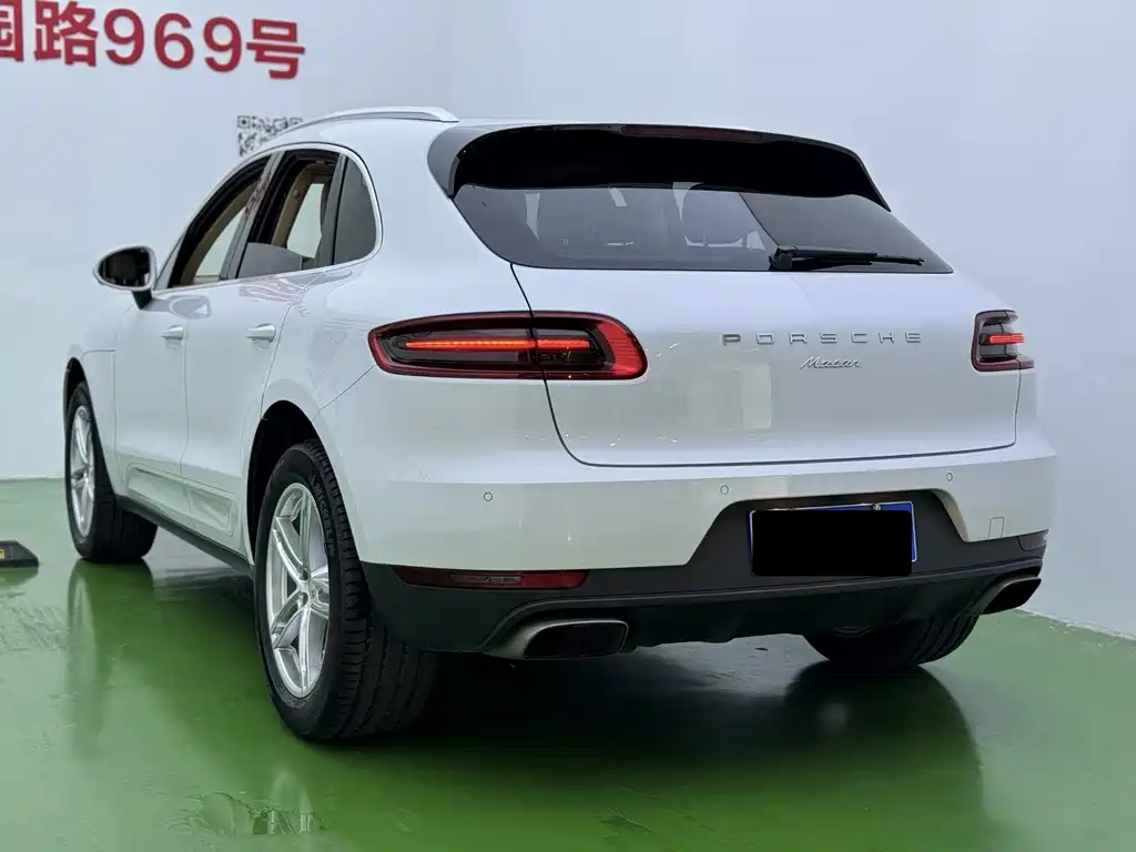 Porsche Macan 2016 — фото 25