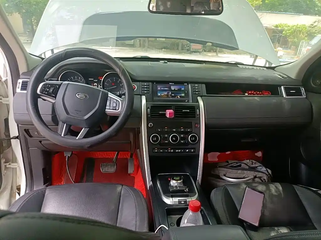 Land Rover Discovery Sport 2016 — фото 10