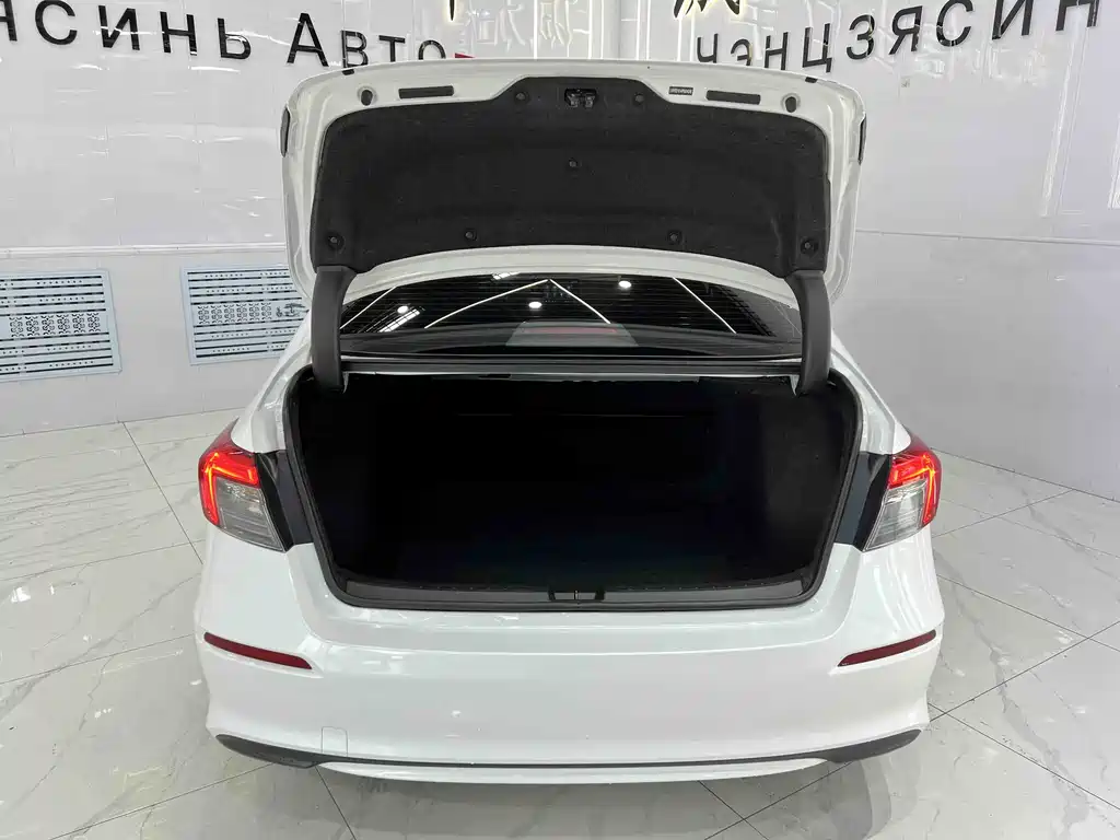 Honda Civic 2022 — фото 16