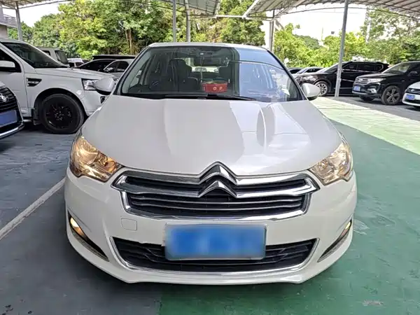 Citroën C4L 2014