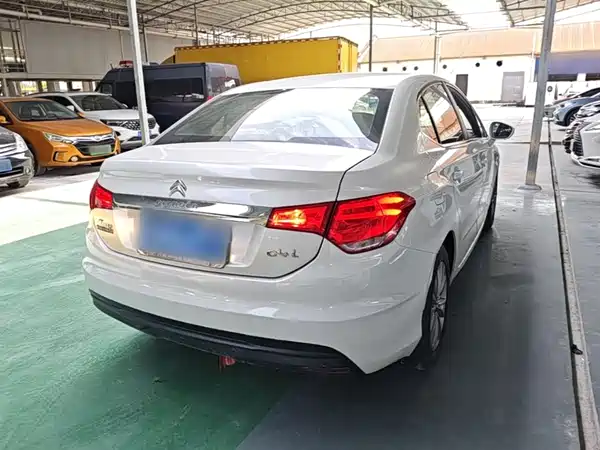 Citroën C4L 2014