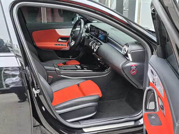 Mercedes-Benz A-Class AMG 2025