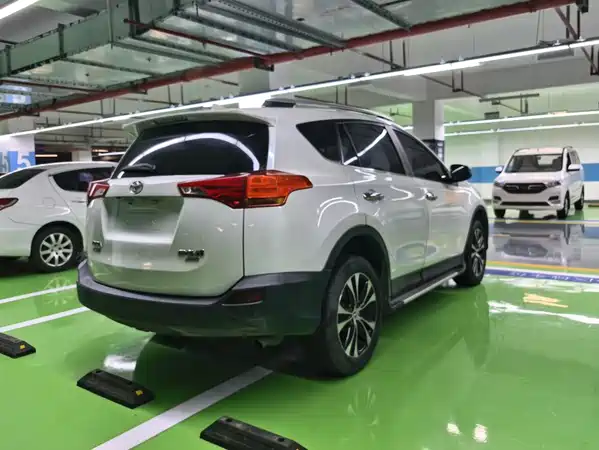 Toyota RAV4 2016