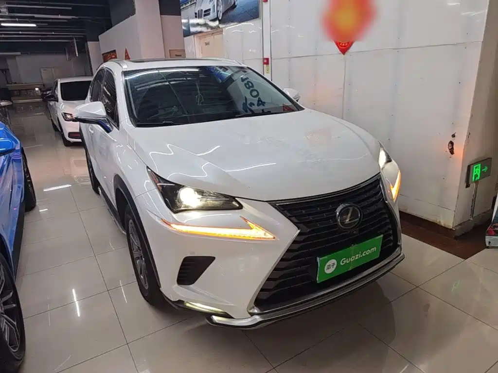 Lexus NX 2020