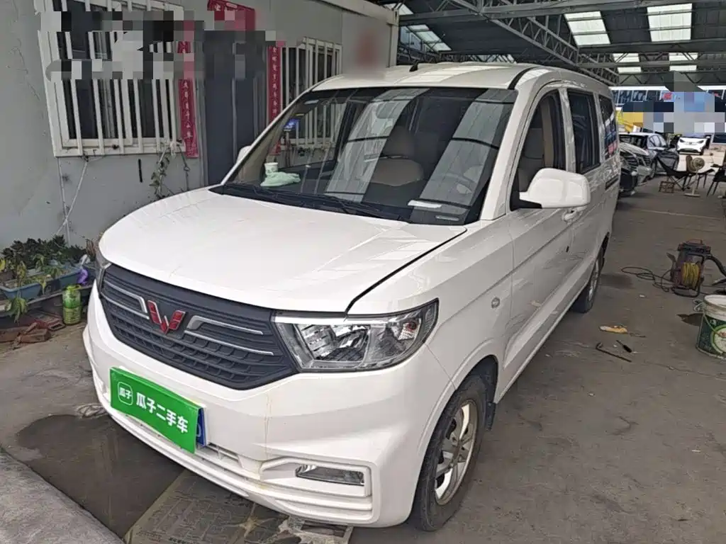 Wuling Hongguang V 2024 — фото 2
