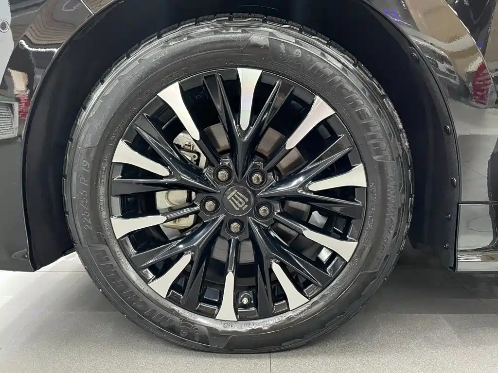 Toyota Vellfire 2024 — фото 16