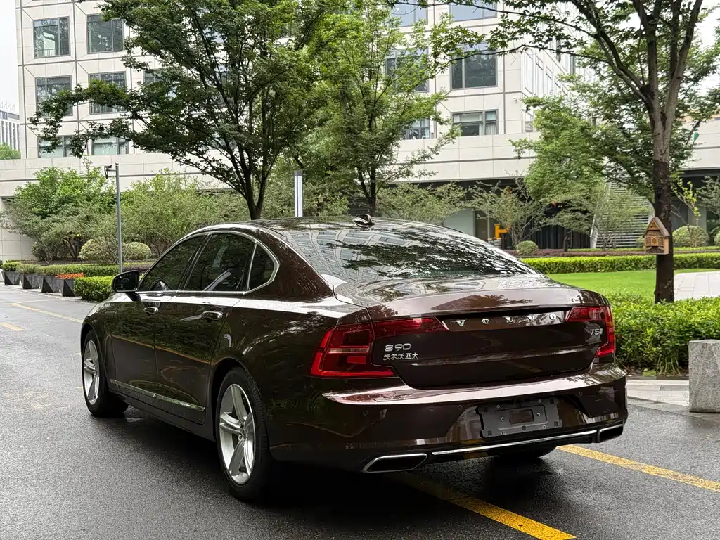 Volvo S90 2018 — фото 3