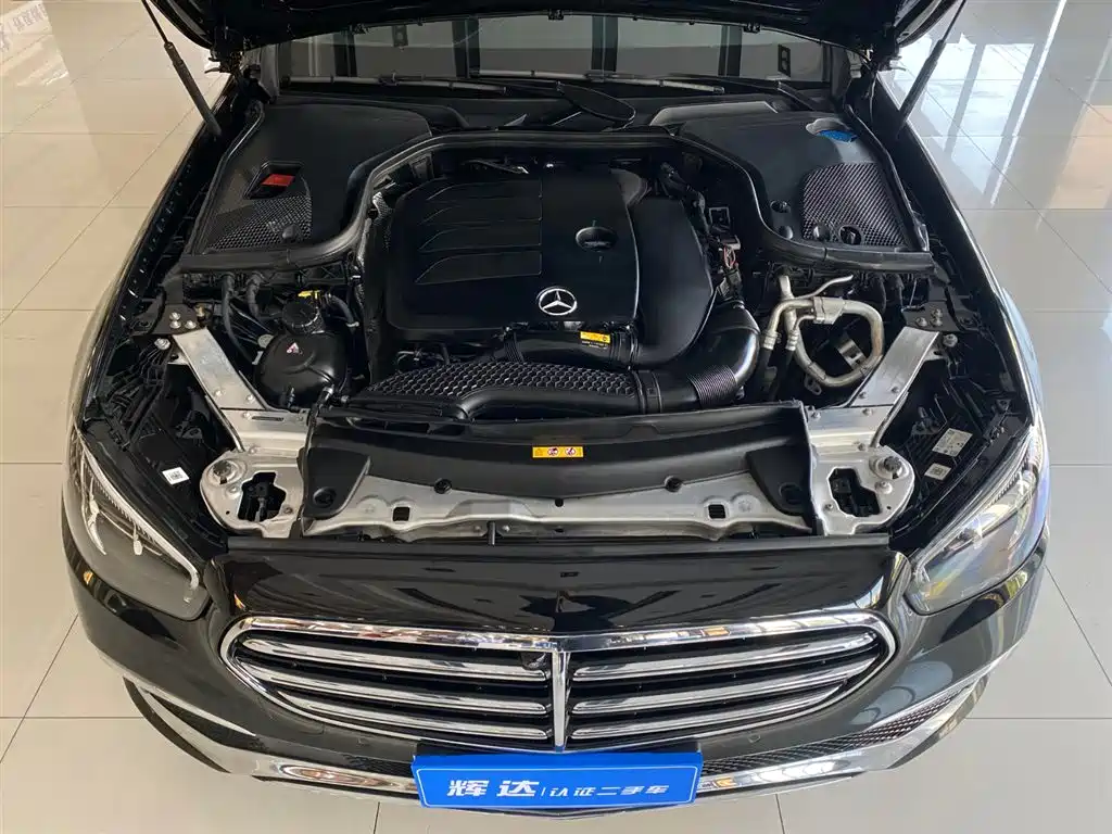 Mercedes-Benz E-Class 2023 — фото 21