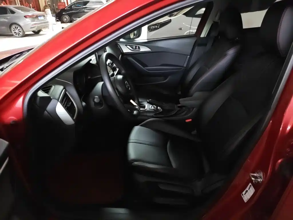 Mazda 3 Angkesela 2019 — фото 15