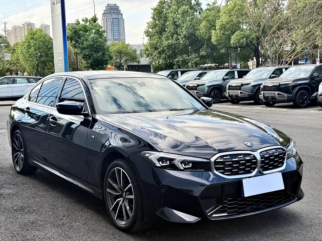 BMW 3 Series 2023