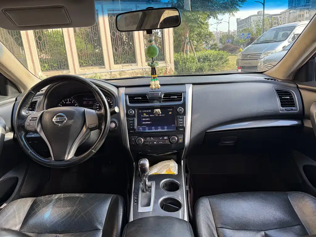 Nissan Teana 2014