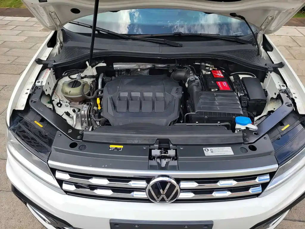 Volkswagen Tiguan L 2021 — фото 22