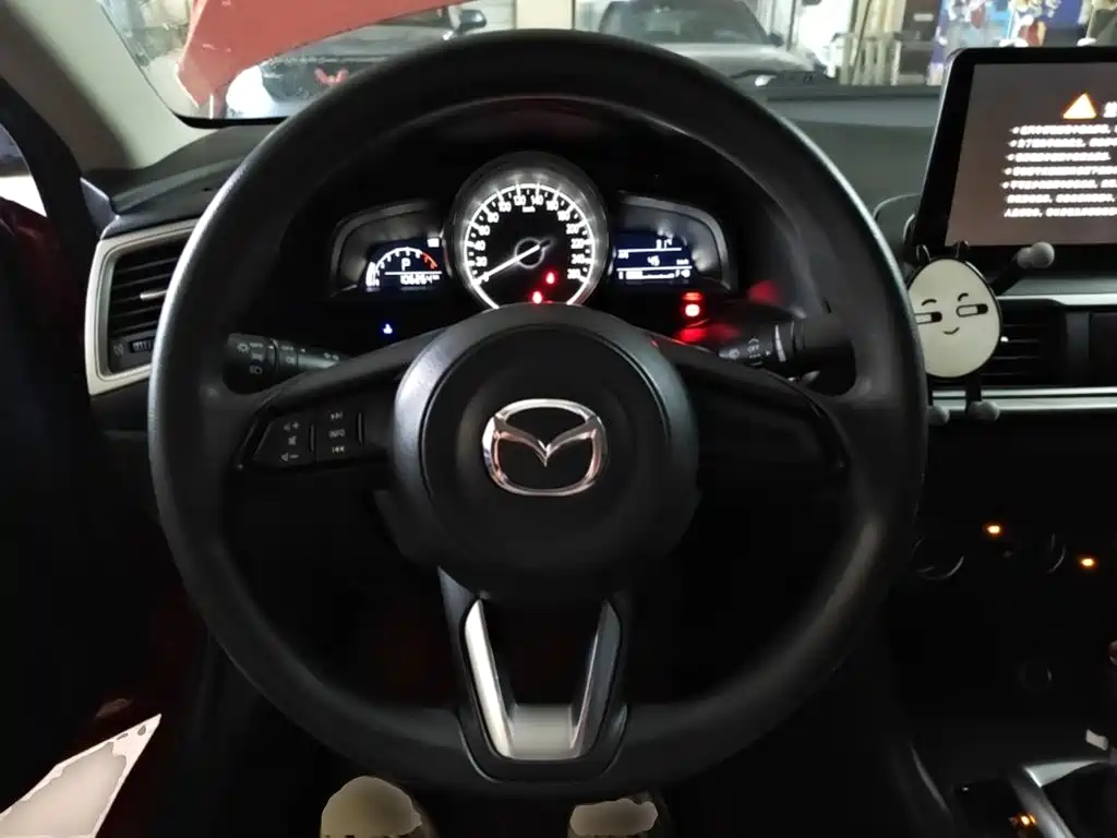 Mazda 3 Angkesela 2019 — фото 11