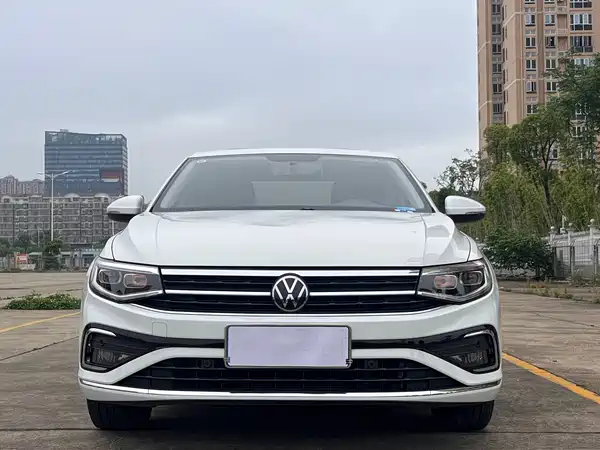 Volkswagen Bora 2023