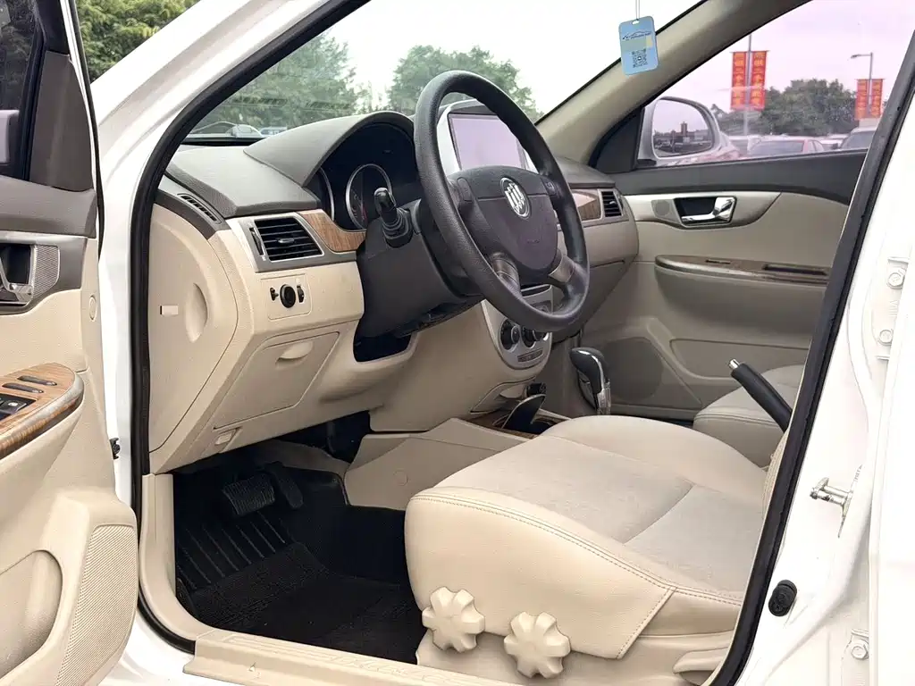Buick Excelle 2016