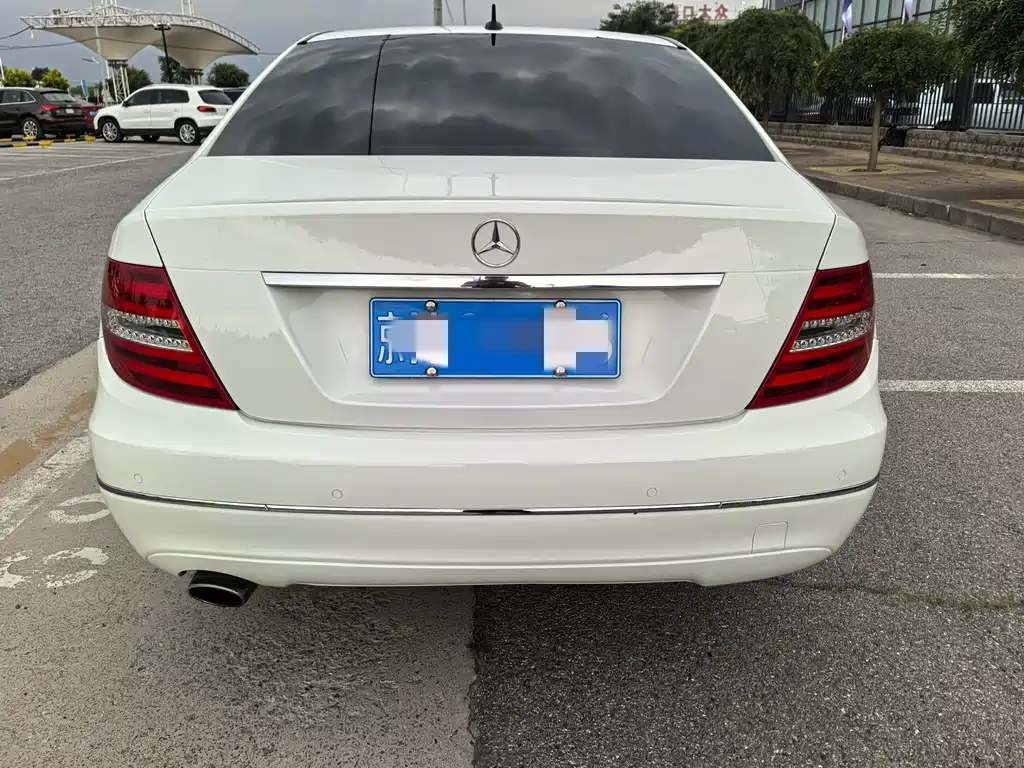 Mercedes-Benz C-Class 2012