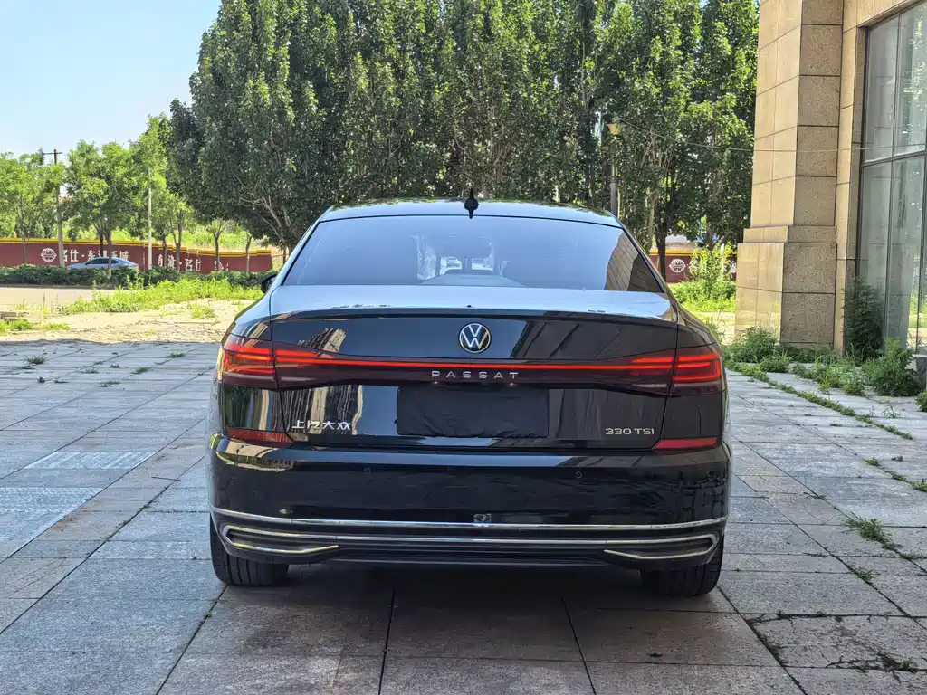 Volkswagen Passat 2022
