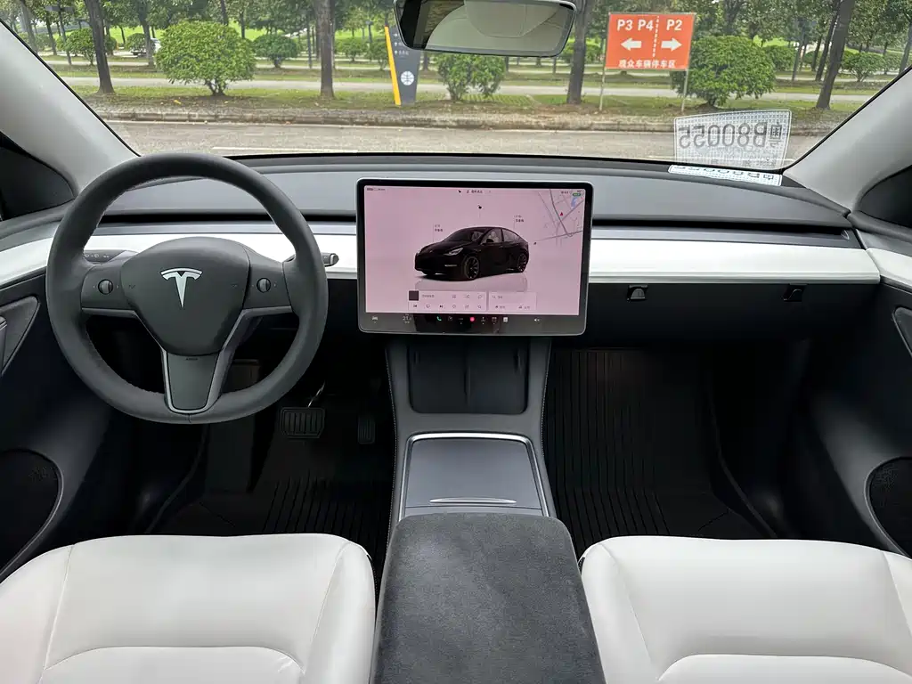 Tesla Model Y 2022 — фото 16