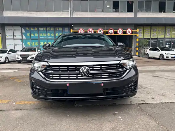 Volkswagen Sagitar 2023