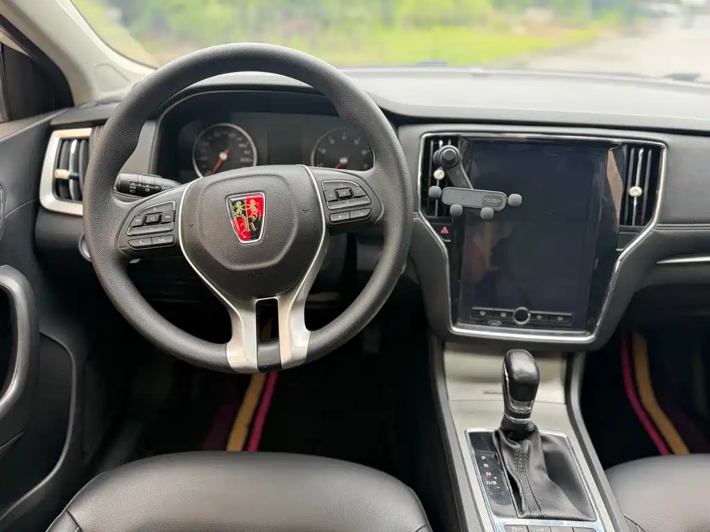 Roewe i6 Classic 2019 — фото 12