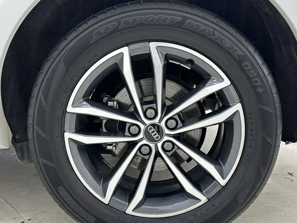 Audi Q3 2022 — фото 17