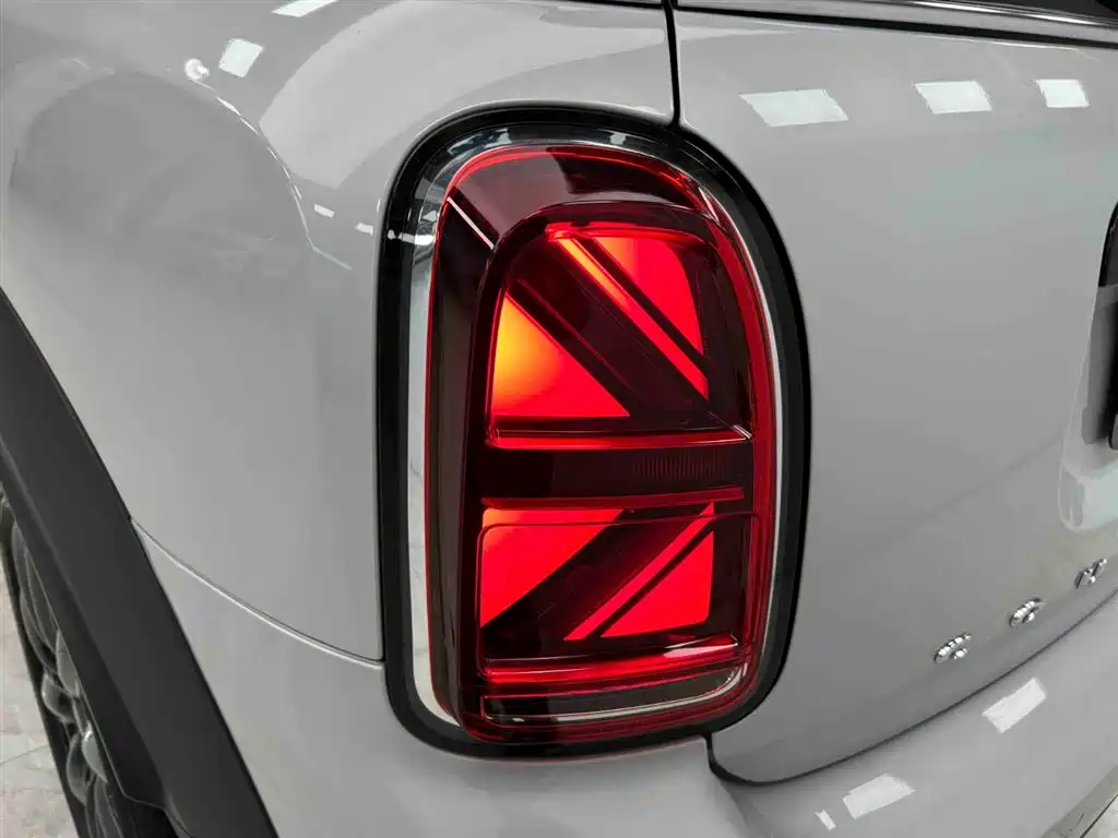 MINI Countryman 2022 — фото 19