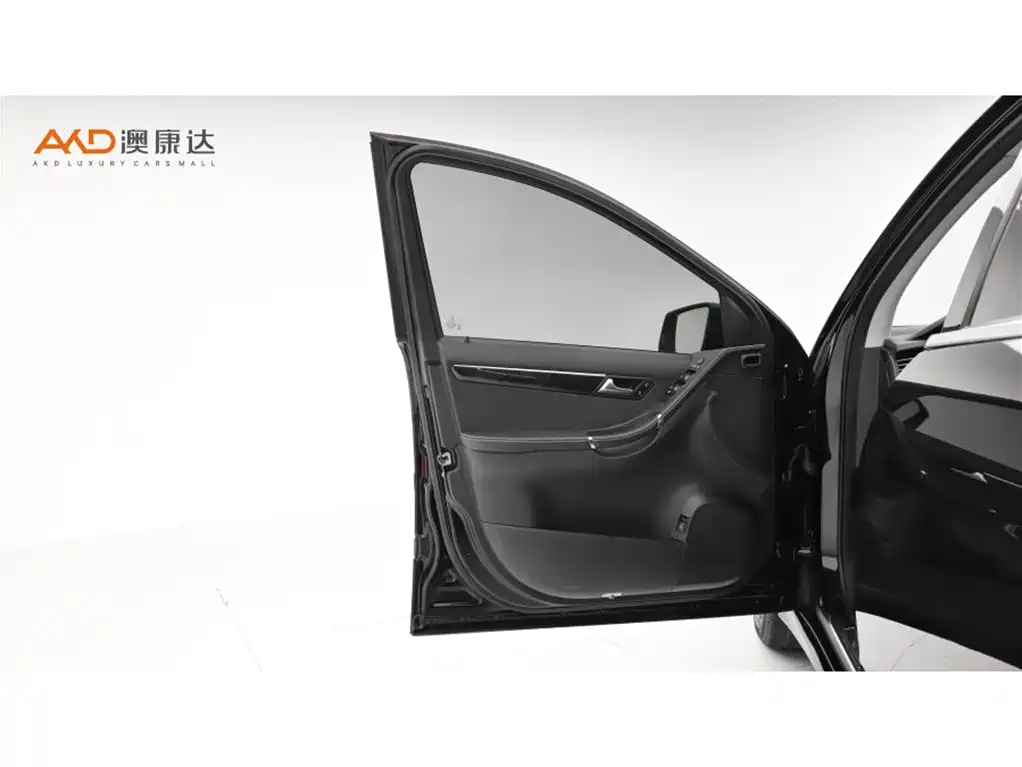 Mercedes-Benz R-Class 2018 — фото 11
