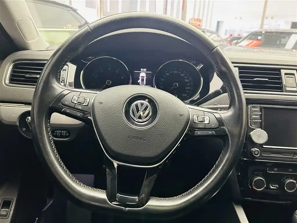 Volkswagen Sagitar 2019 — фото 15