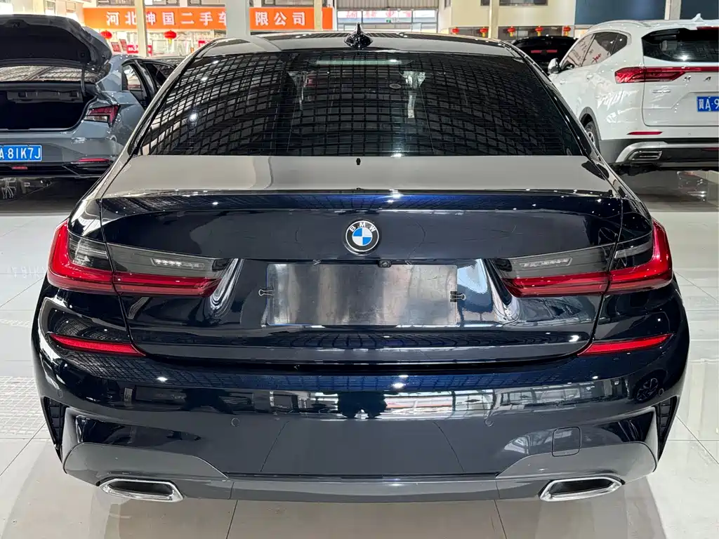 BMW 3 Series 2022 — фото 15