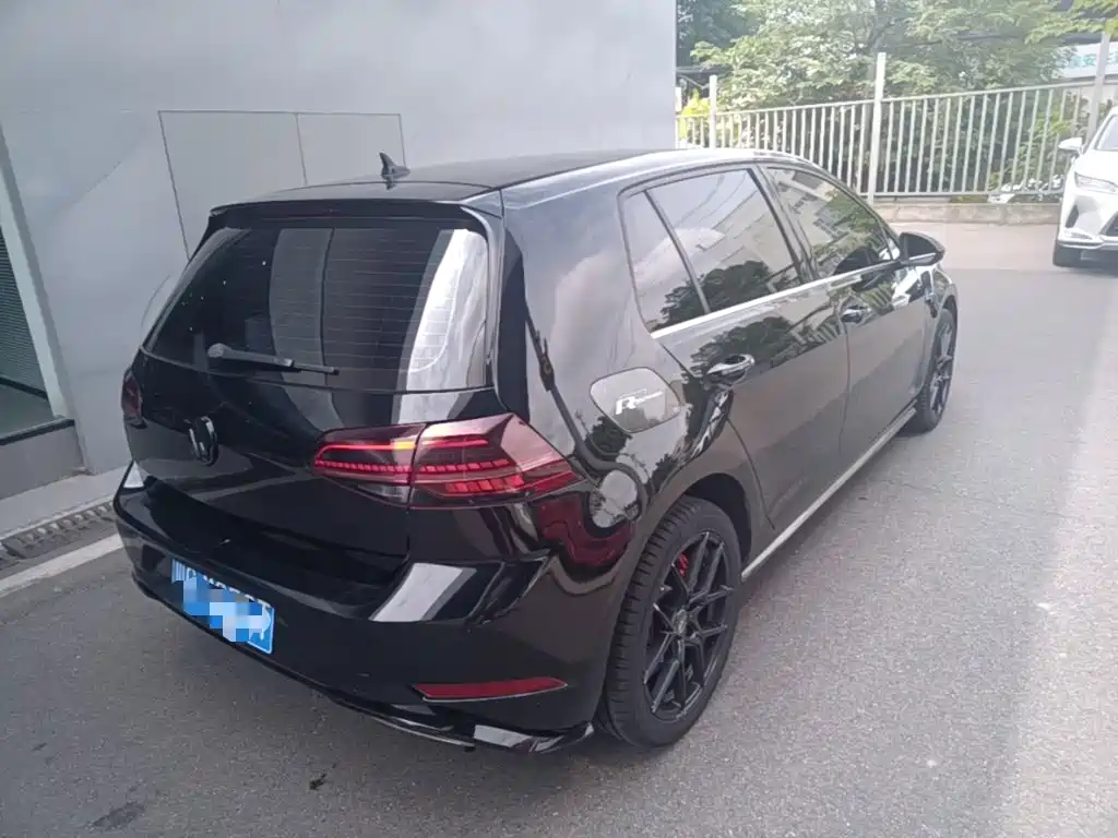 Volkswagen Golf 2020