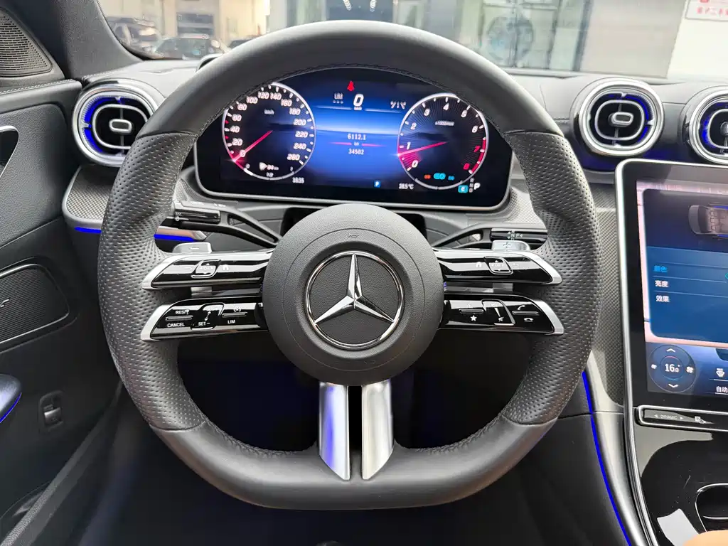 Mercedes-Benz C-Class 2022 — фото 9