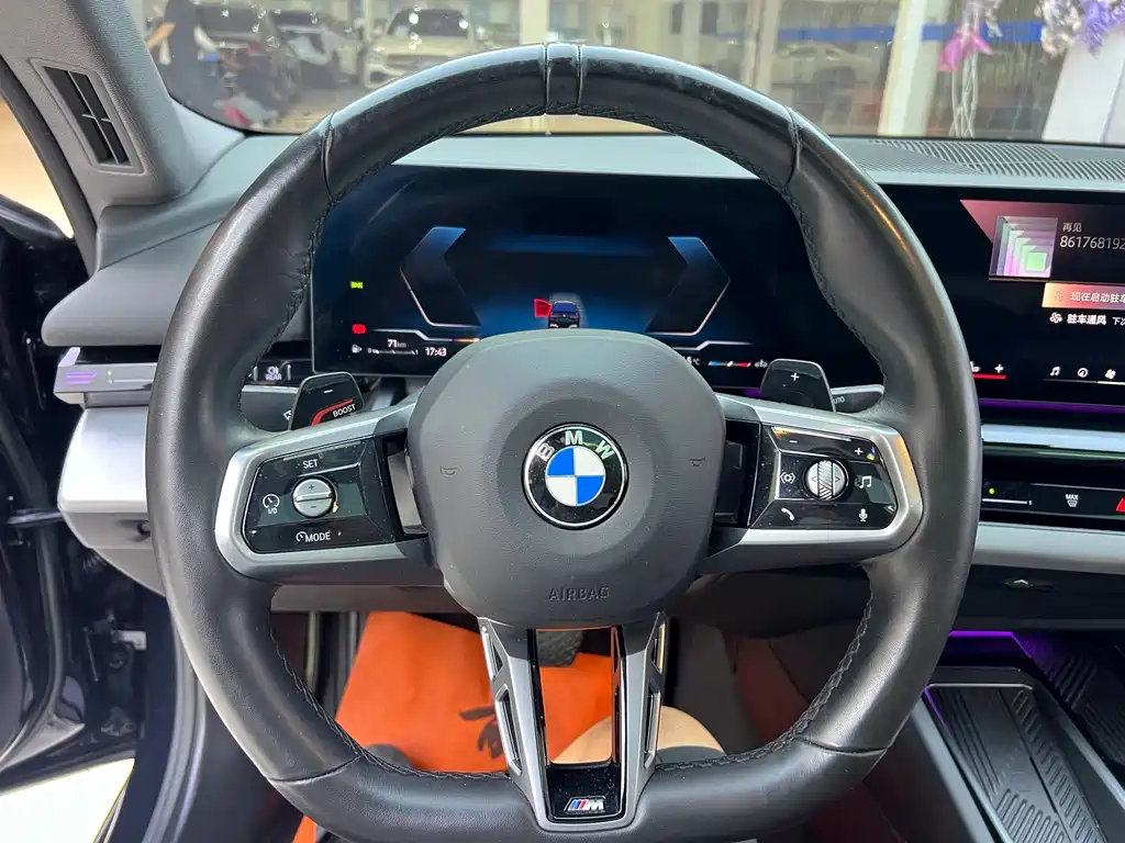 BMW 5 Series 2024 — фото 14