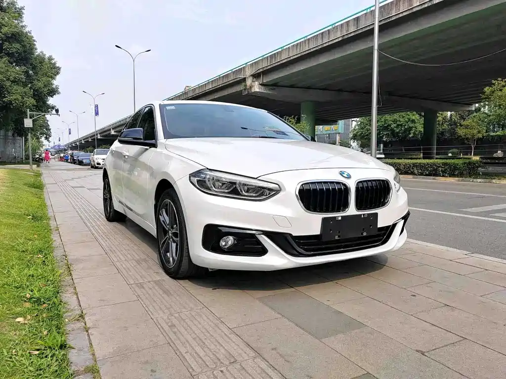BMW 1 Series 2019