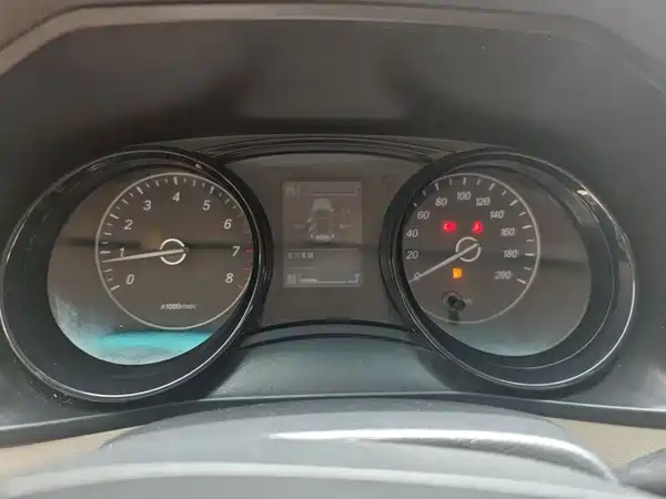 Wuling Journey 2022