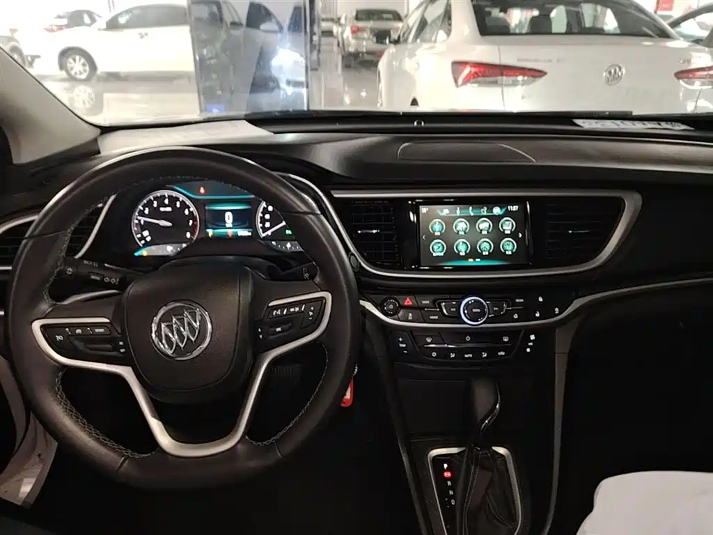 Buick Excelle 2019 — фото 10
