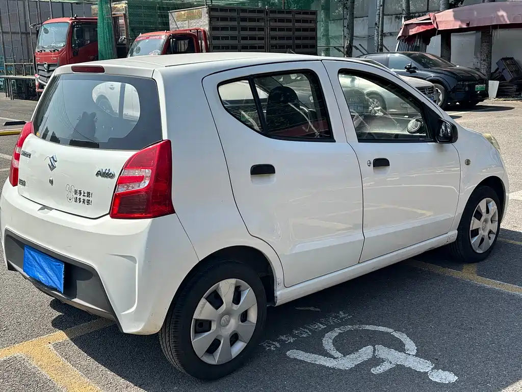 Suzuki Alto 2015 — фото 7