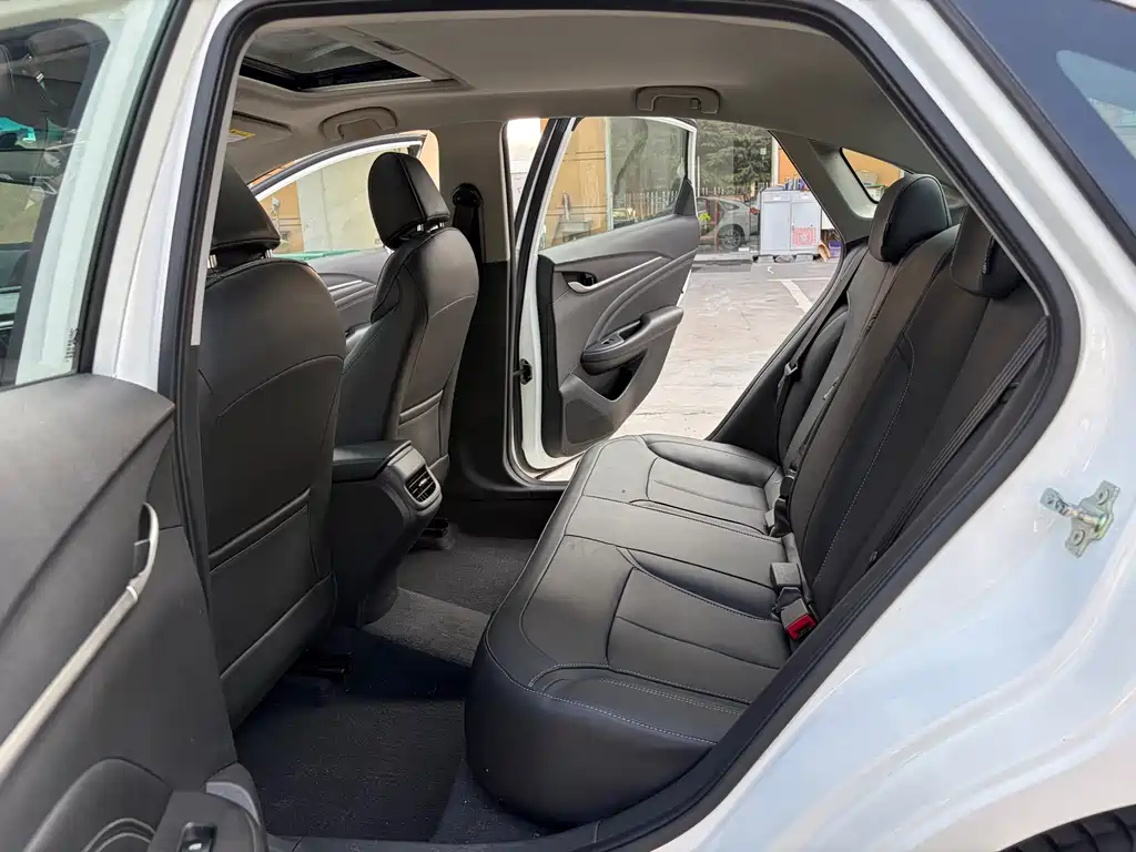 Buick Excelle GT 2015 — фото 13