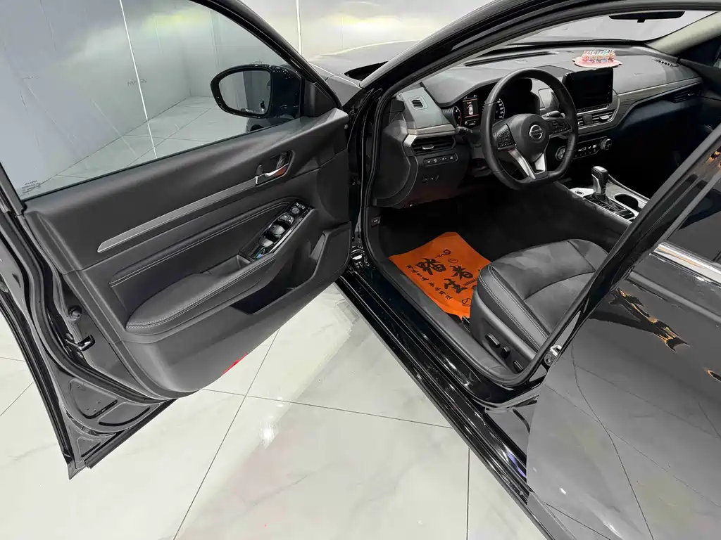 Nissan Teana 2022