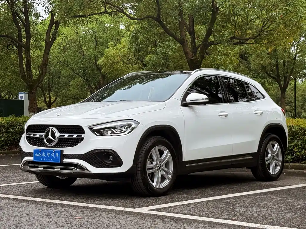 Mercedes-Benz GLA 2023
