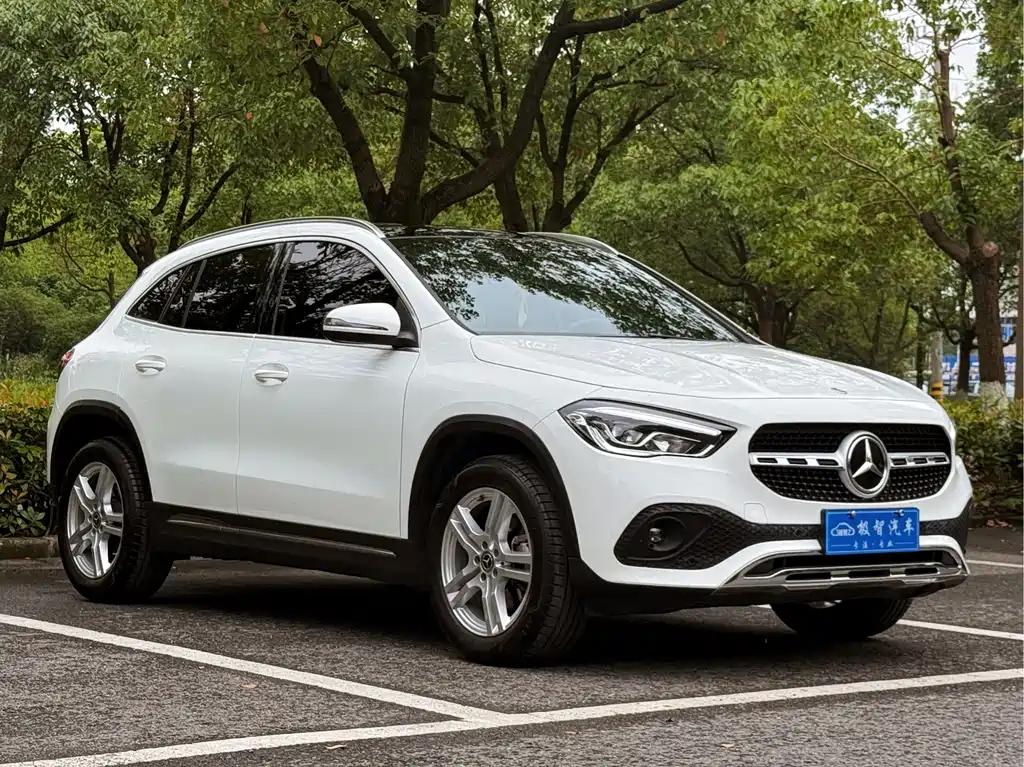 Mercedes-Benz GLA 2023 — фото 3