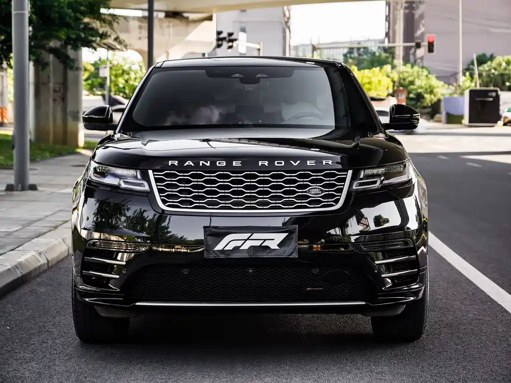 Land Rover Velar 2022 — фото 9