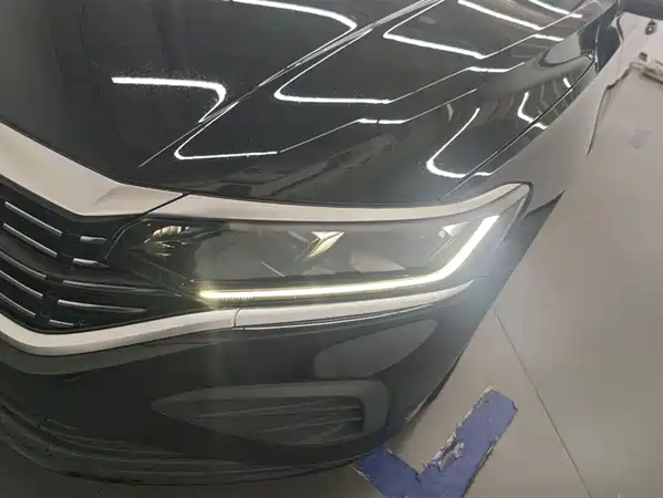 Volkswagen Passat 2025