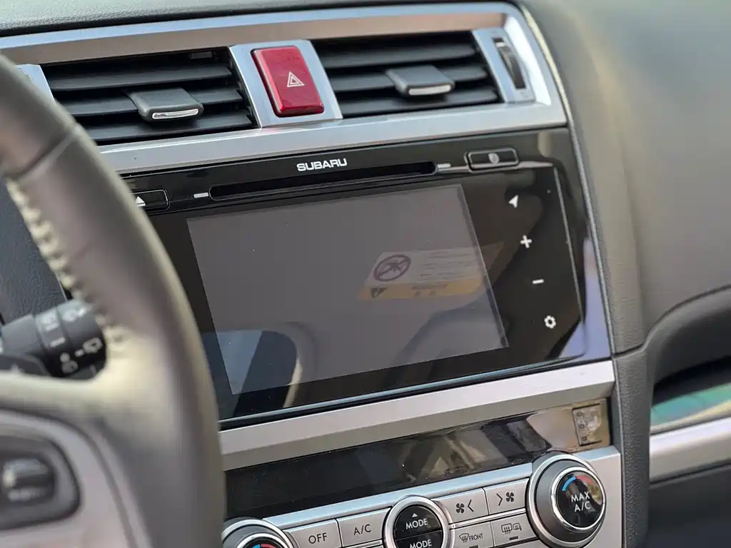 Subaru Outback 2015 — фото 22